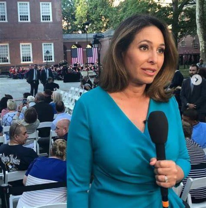 
Nancy Cordes Height, Weight, Net Worth, Age, Birthday, Wikipedia, Who, Nationality, Biography 