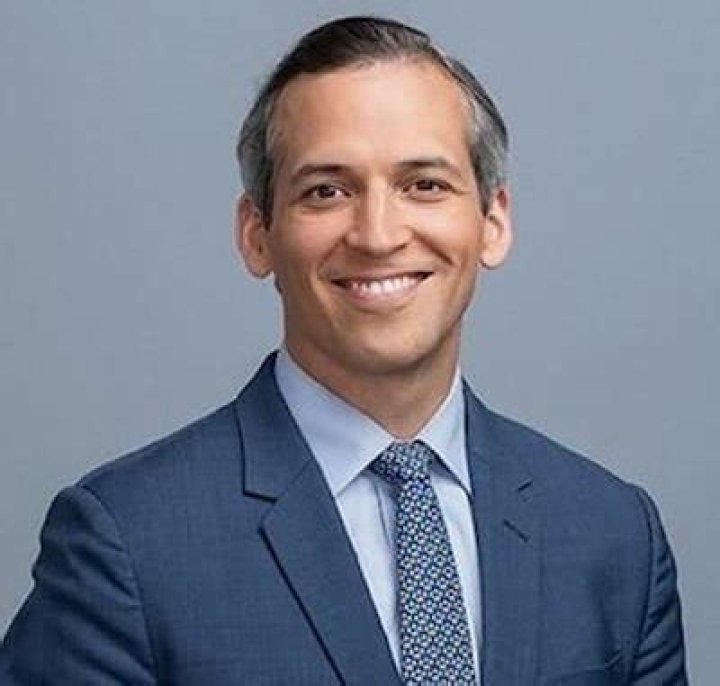 Nick Schifrin Bio, Wiki, Age, Wife, PBS NewsHour, ABC News, Salary and Net Worth