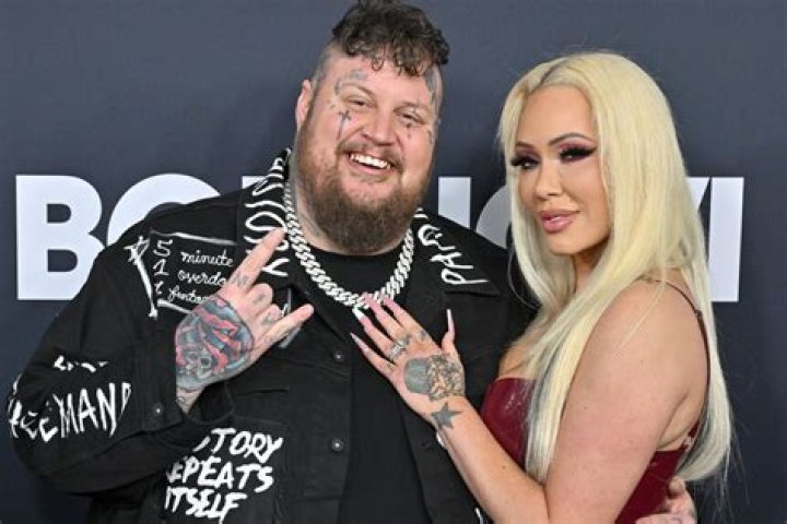 Rapper Jelly Roll and His Wife Bunnie Xo’s Age and Net Worth Compared