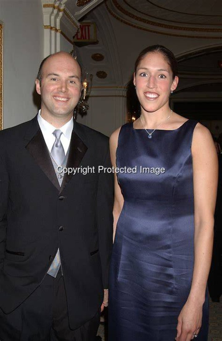 Rebecca Lobo Husband Steve Rushin Height Difference, Meet The Family