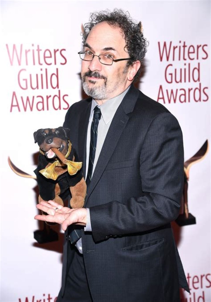 
Robert Smigel Height, Weight, Net Worth, Age, Birthday, Wikipedia, Who, Nationality, Biography 