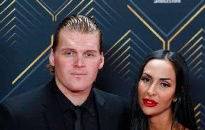  Robin Lehner Wife Donya Lehner