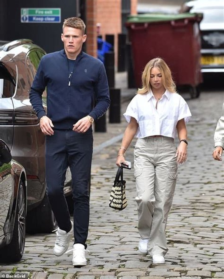 
Scott McTominay Girlfriend Cam Reading Is A Director At Fortress Capital Partners 