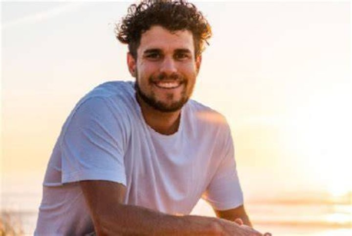 Surf Mesa Height, Weight, Net Worth, Age, Birthday, Wikipedia, Who, Instagram, Biography