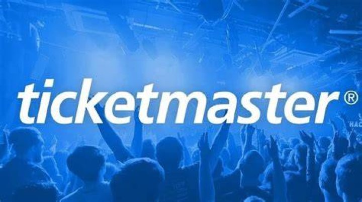 
Ticketmaster not working? Fans troll ticket sales company after Drake and 21 Savage ‘It’s All A Blur tour’ presale goes live 