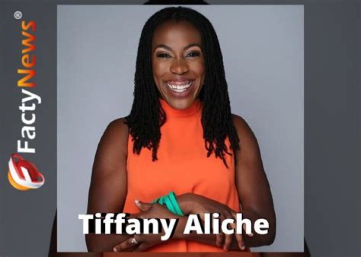 Tiffany Aliche Height, Weight, Net Worth, Age, Birthday, Wikipedia, Who, Nationality, Biography