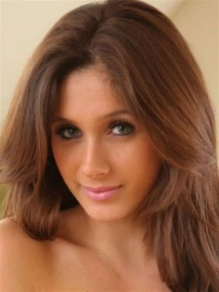 Tiffany Shedd Height, Weight, Net Worth, Age, Wiki, Who, Instagram, Biography