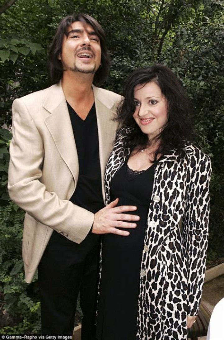 
Tina Arena Sexuality: Is She Gay? Meet Her Son Gabriel Joseph Mancini, Ex- Husband 