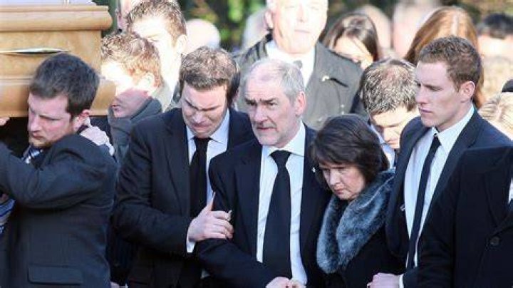 
Twitter Video Clip Of Mocking The Murder Of Michaela McAreavey -What Actually Happened? 