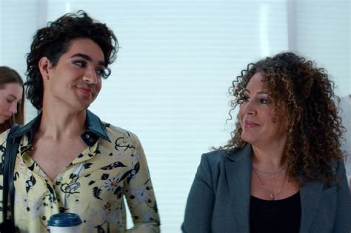What Is Miss Benny Gender? Netflix’s Glamorous Actor Sexuality And Partner Details