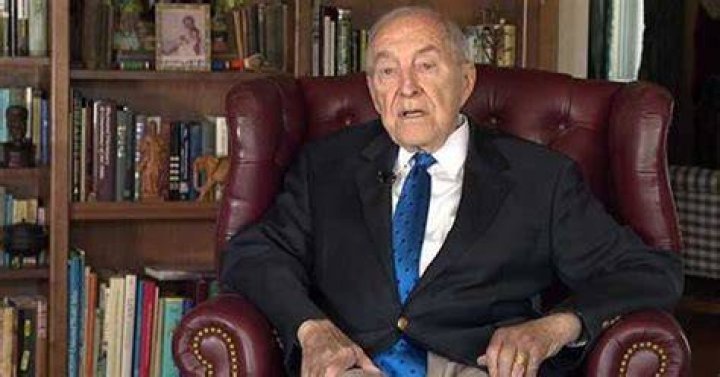 What Was Robert ‘Bob’ Krueger Net Worth At Death? Former US Senator Died at 86