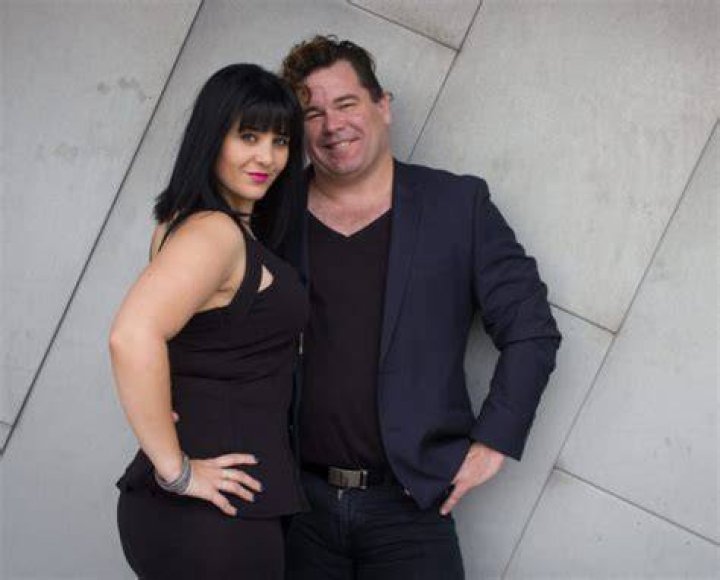 
Who Are Bloom and James On The Voice? Amanda “Bloom” Canzurlo and James Morley Are The Couple With 20-Year Age Gap 