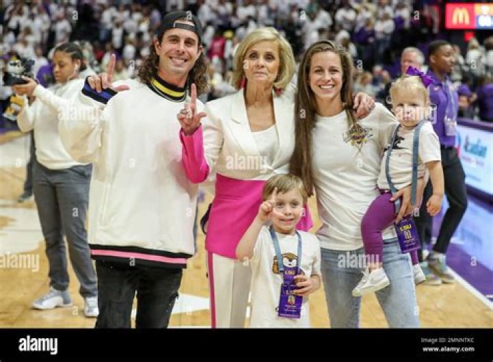 Who Are Kim Mulkey Parents? Details To Know About The Family Of The LSU Women’s Basketball Head Coach