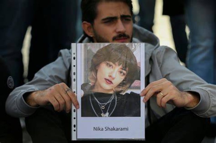 
Who Are Nika Shakarami Family? 17 Year-Old Girl Died After Going Missing For 10 Days 