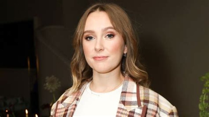 
Who Are Rose Ayling-Ellis Parents Keith And Donna Ellis? Facts About The English Actress 