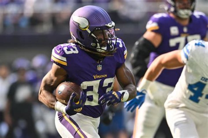 Who Is Aaron Jones and What Do We Know About His NFL Career and Family?