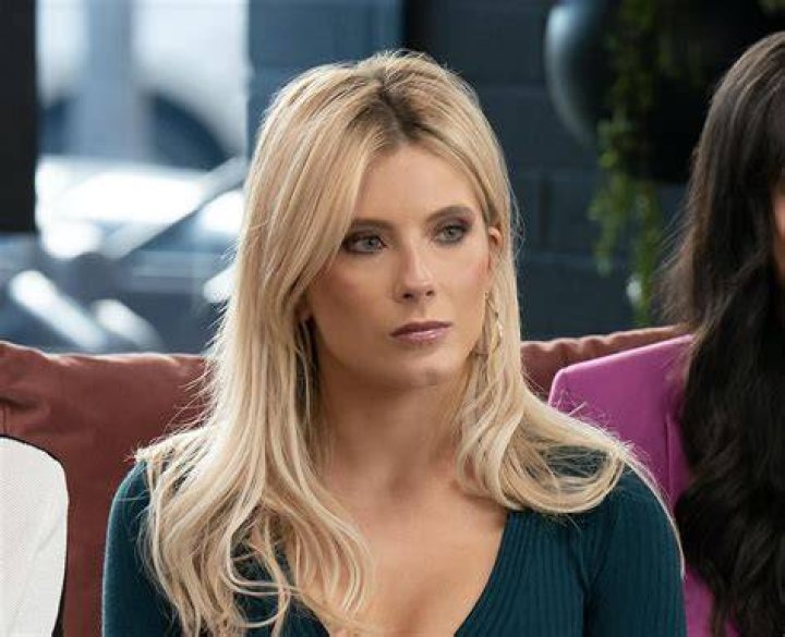 Who Is Alexandra Rose Husband? Selling OC Star Has A Hefty Net Worth Thanks To Her Realtor Job