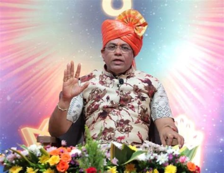 
Who Is Chandrashekhar Guruji Wife And Family Photos? “ManavGuru” Stabbed To Death 