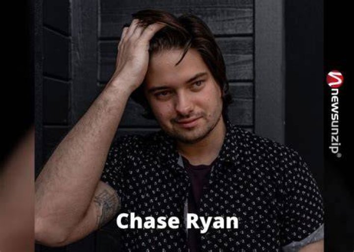 
Who is Chase Ryan Wife? 