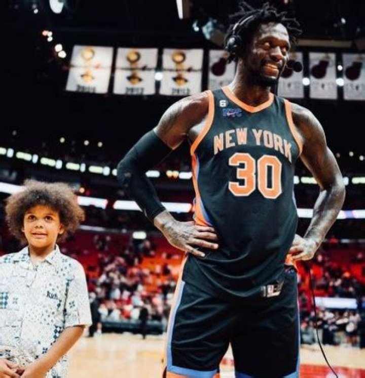 
Who Is Julius Randle Brother? Siblings Parents And Ethnicity Revealed 