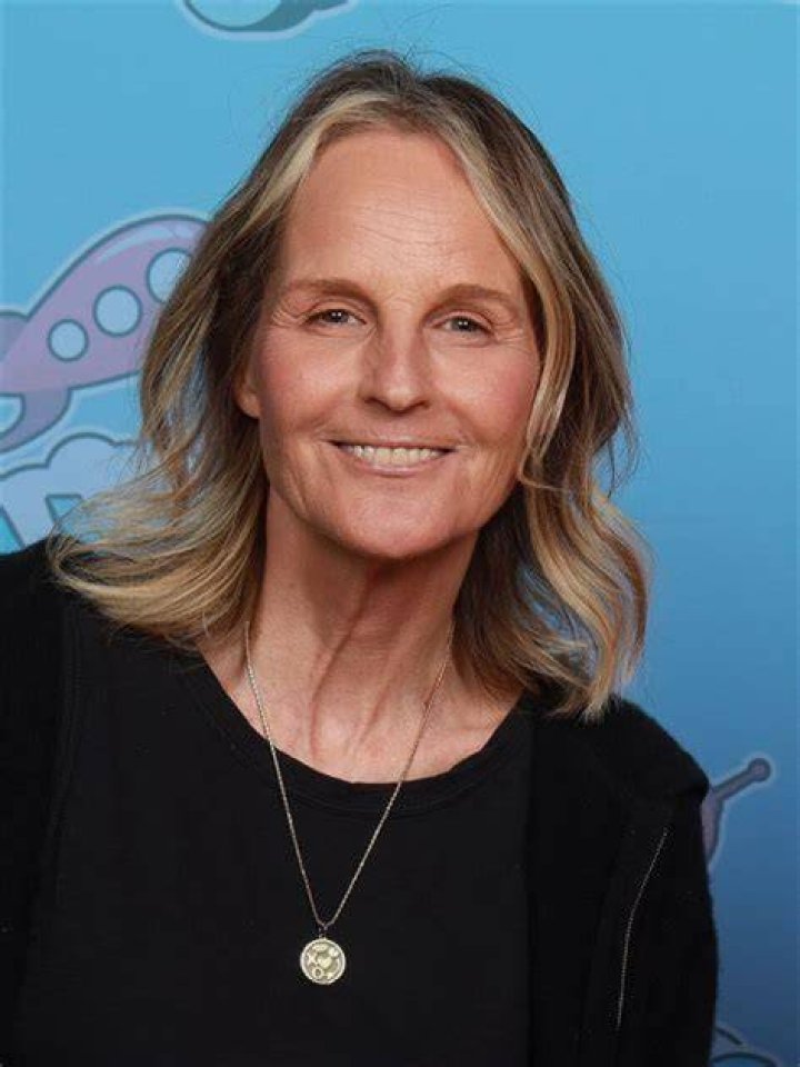 Who is Stella McCartney? See Net-worth, Quote, Awards, Fact, Wiki