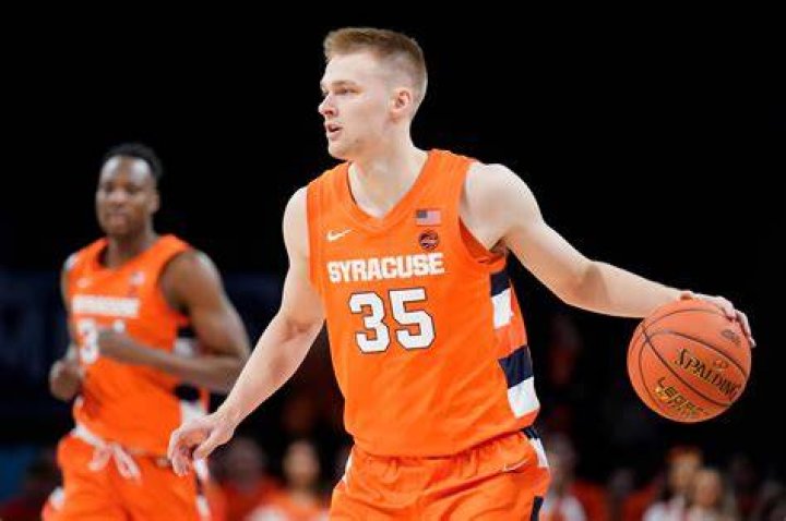 
Who Is Wyatt Wilkes? FSU Player Punched By Buddy Boeheim From Syracuse Basketball Team 